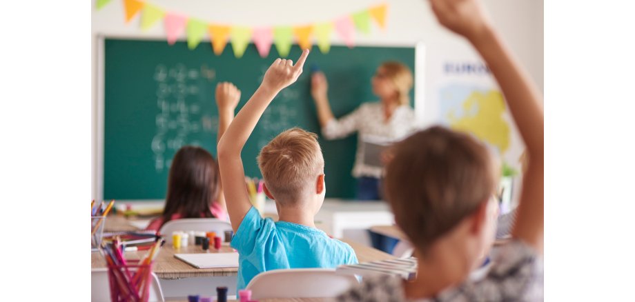 Everyone knows the right answear Everyone knows the right answear